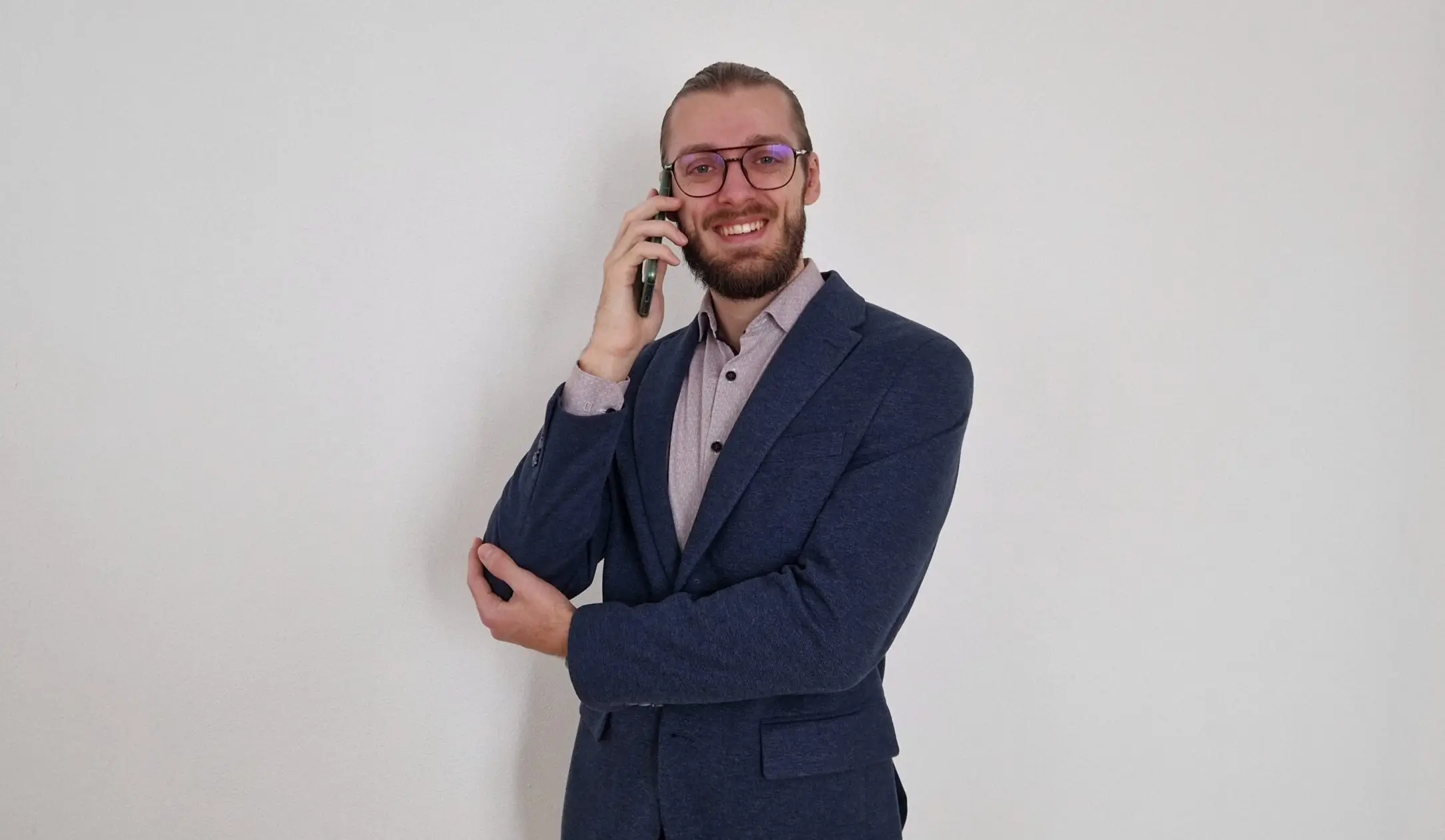 Peter Seltenhammer telefoniert.